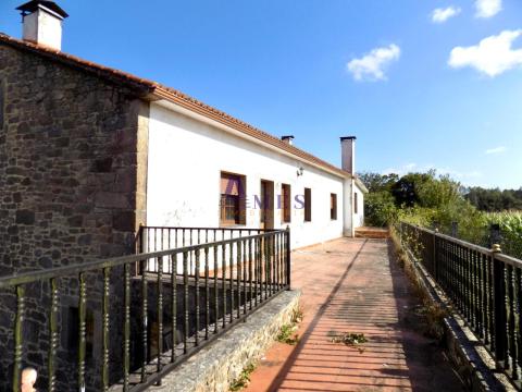 Exterior vivienda y terraza