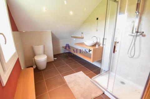 Cuarto de baño planta superior