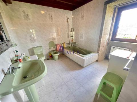 Cuarto de baño 1 - planta superior