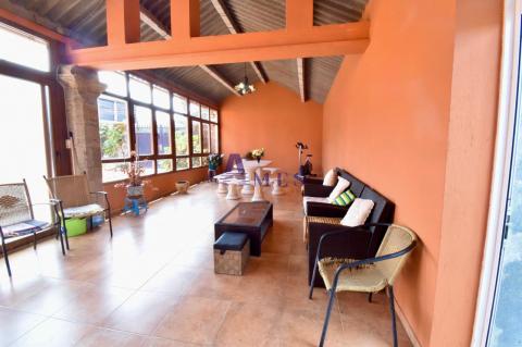 Zona exterior acristalada