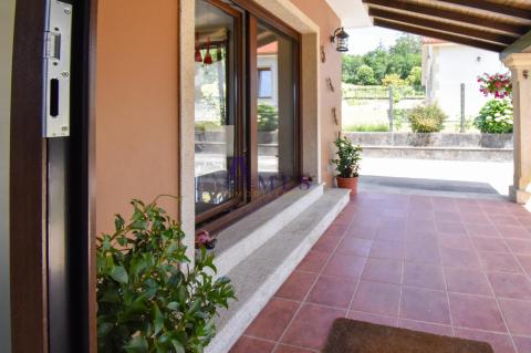 Porche casa principal