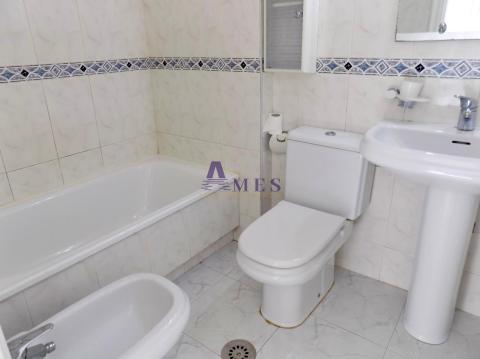 Cuarto de baño completo