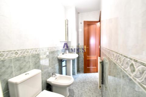 Cuarto de baño completo