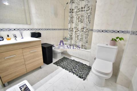 Cuarto de baño completo