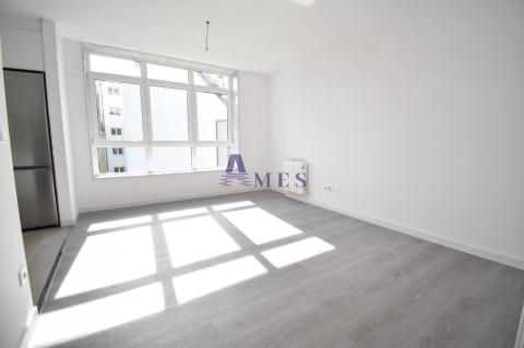 Salón comedor y cocina americana